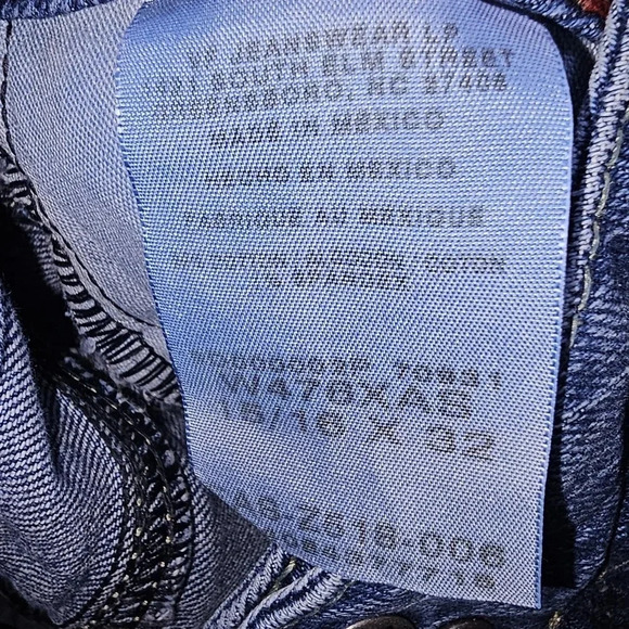 Authentic Brand Twenty X Wrangler Jeans - Picture 10 of 10